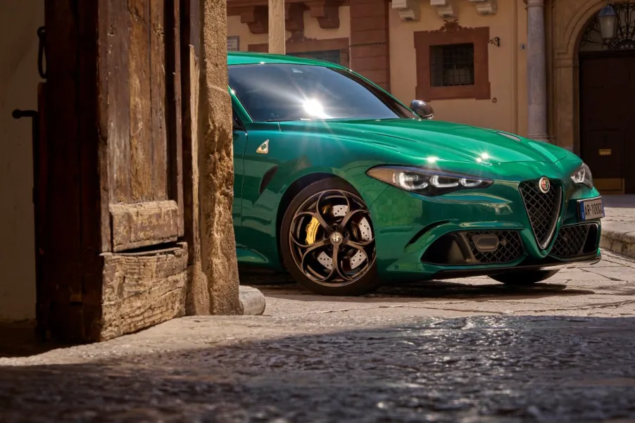 Stellantis thông báo triệu hồi gần 54.000 xe Alfa Romeo Giulia